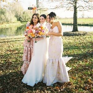 V Chapman Beth Dress in light lilac baroque floral